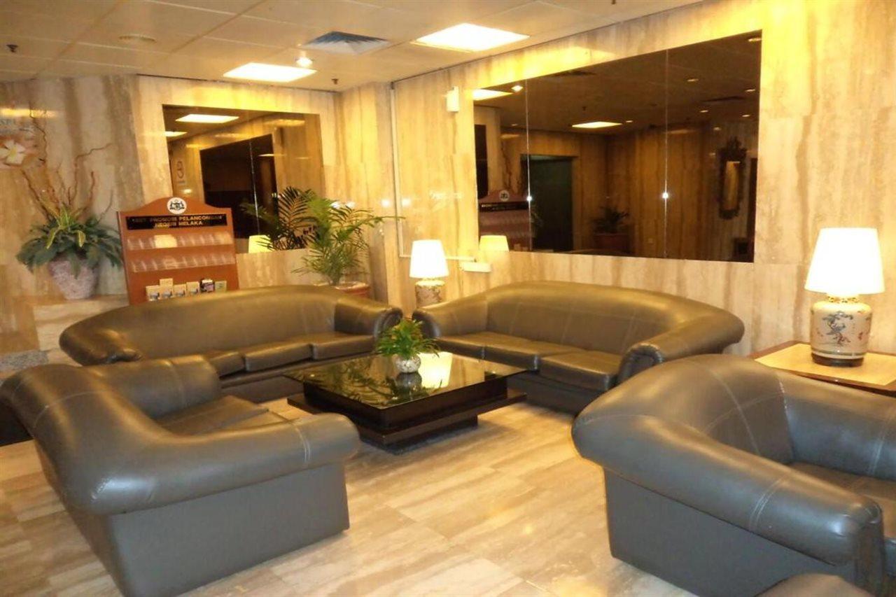 The Emperor Hotel Малакка Экстерьер фото